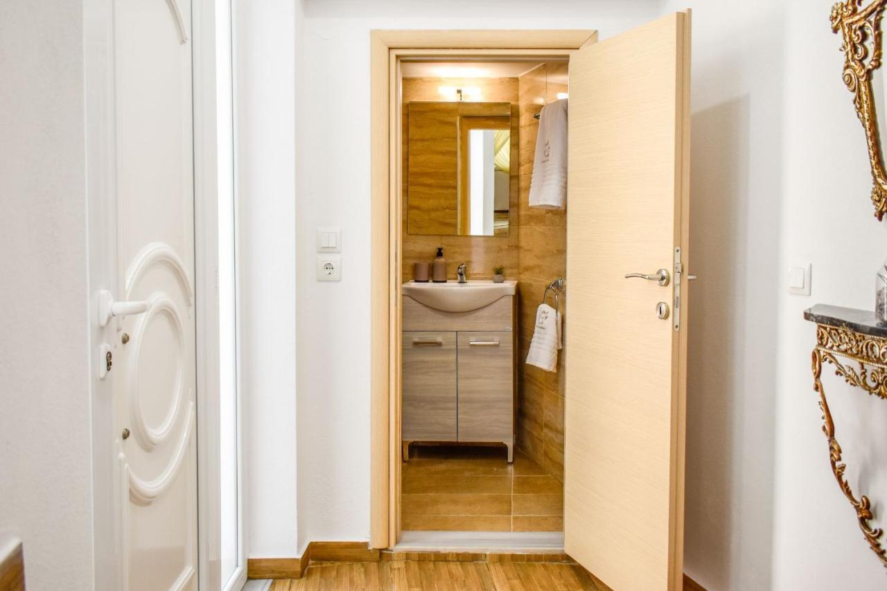 La Maison Plakes 3 Bdr Apt Szkiáthosz Kültér fotó