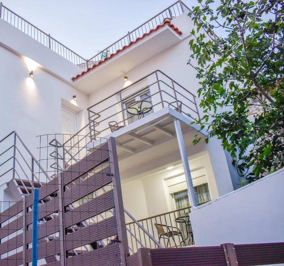 La Maison Plakes 3 Bdr Apt Szkiáthosz Kültér fotó